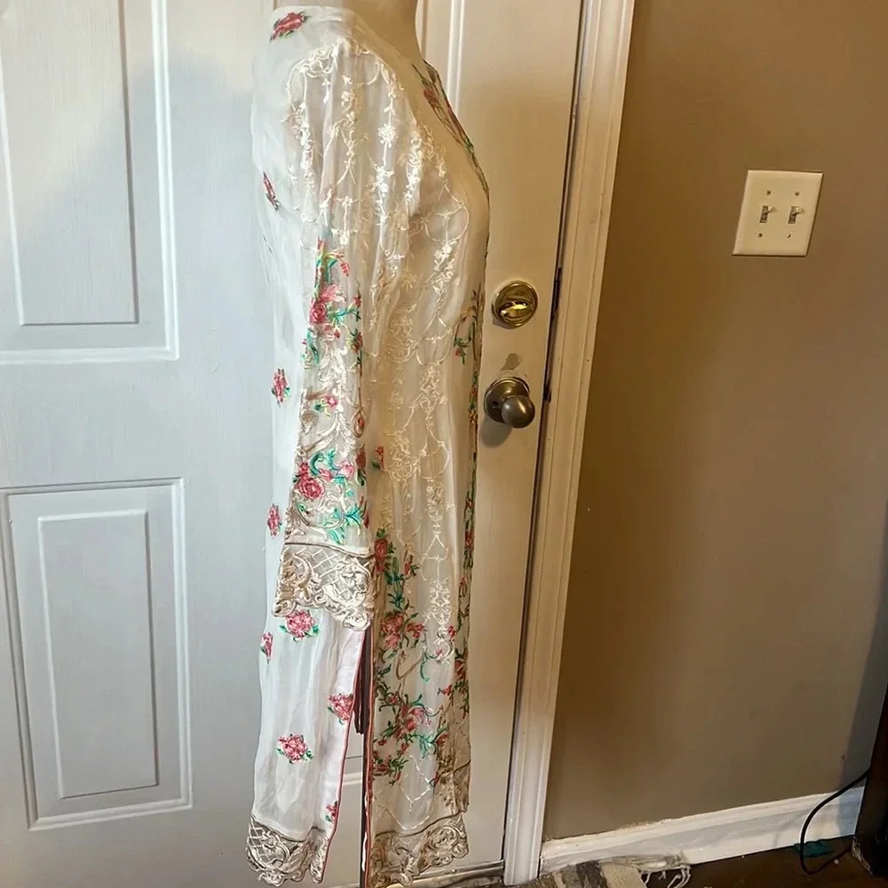 Beautiful 🤩 embroidered Indian tunic top ￼size S - Picture 6 of 15